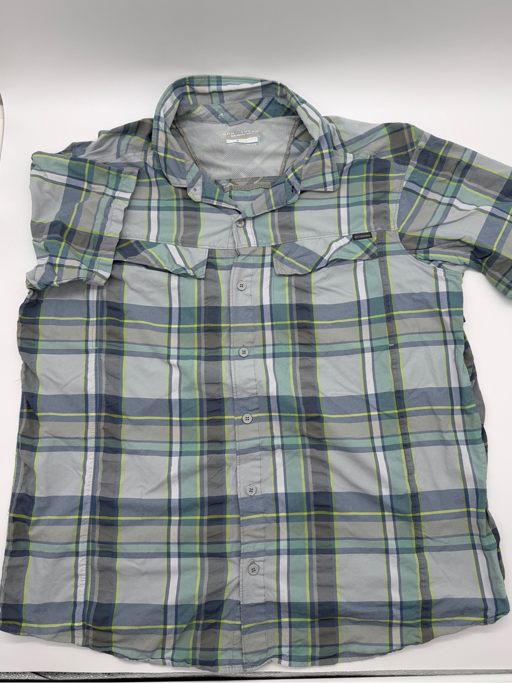 Omni-Shade Plaid Short Sleeve Hiking Shirt Men's XXL Green Gray Button Down **